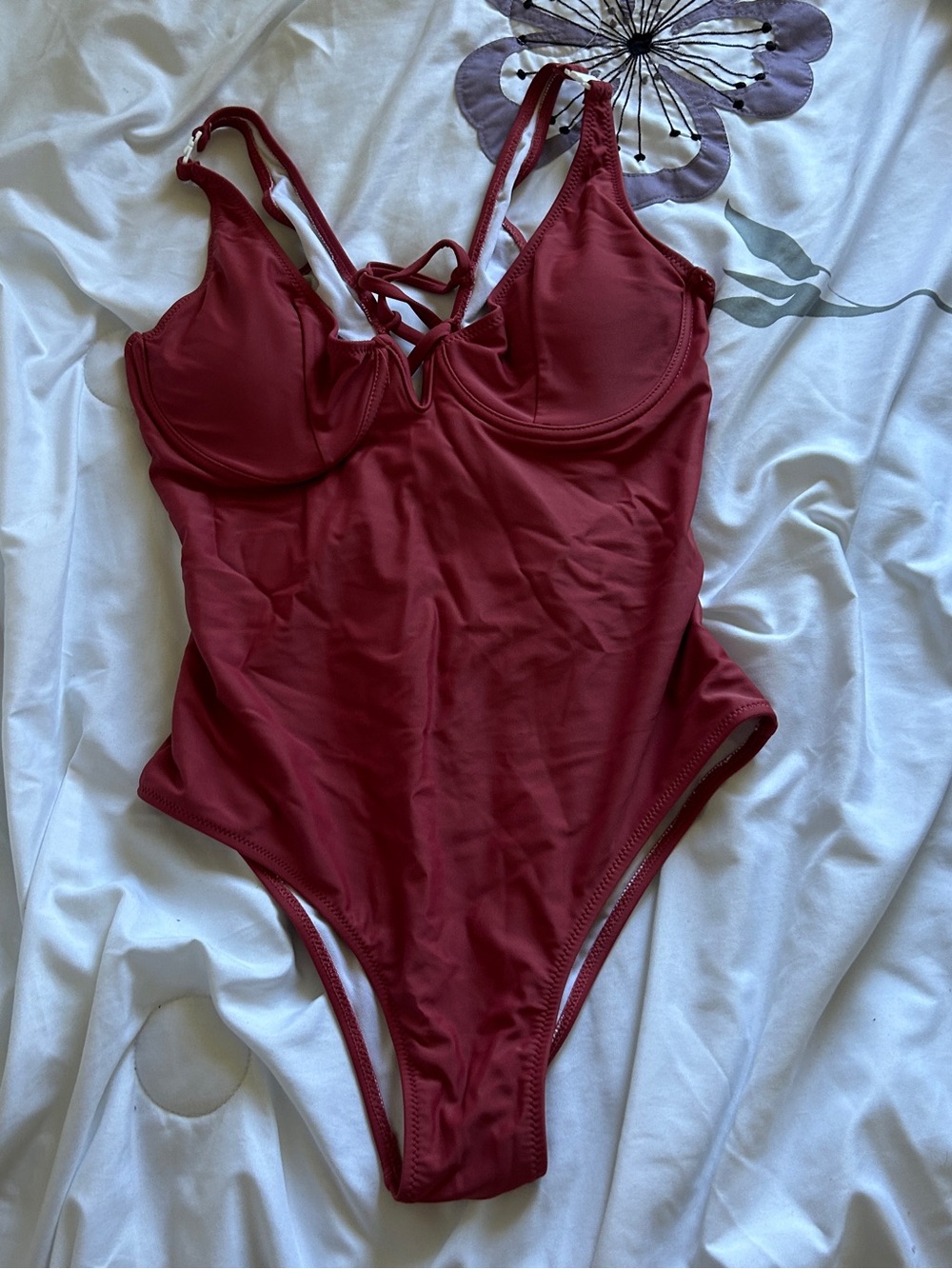 Mauve one-piece Shein swimsuit in deep Padded underwire Women’s Large